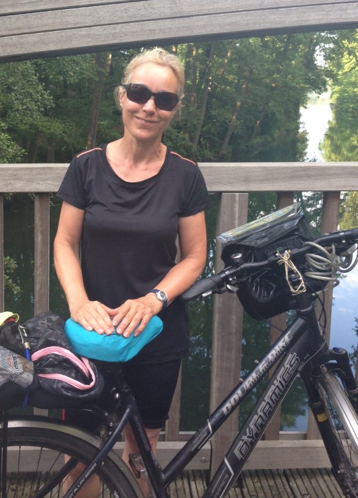 Beatrice Poschenrieder auf Radtour am Werbellinsee