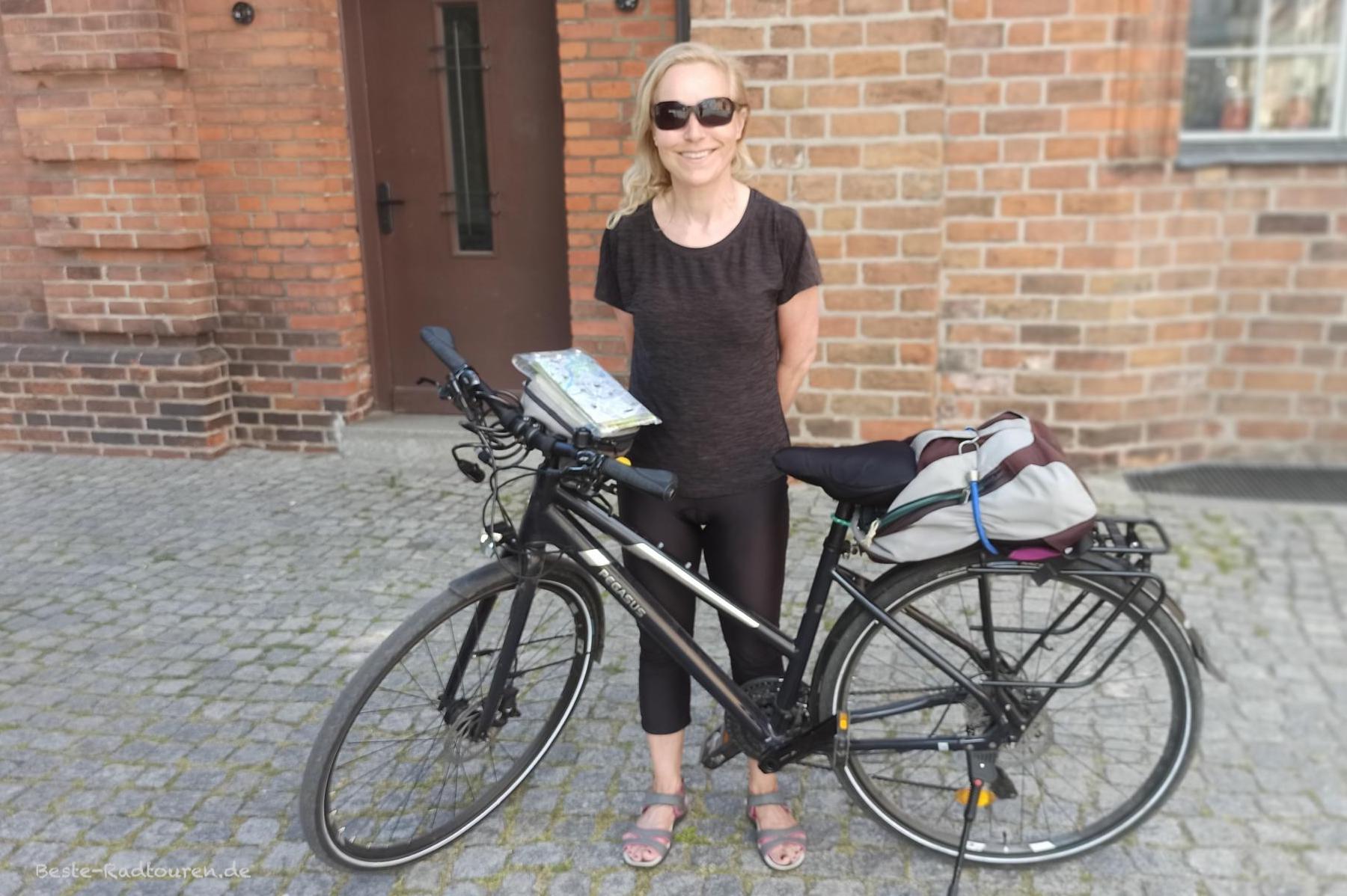 Beatrice Poschenrieder auf Radtour in Brandenburg für Beste-Radtouren.de
