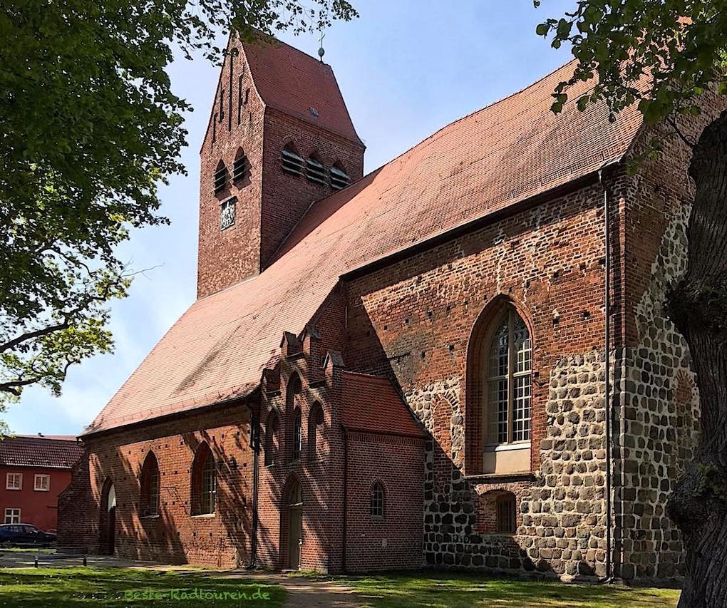 Kremmen: Kirche bzw. Stadtkirche St.Nicolai