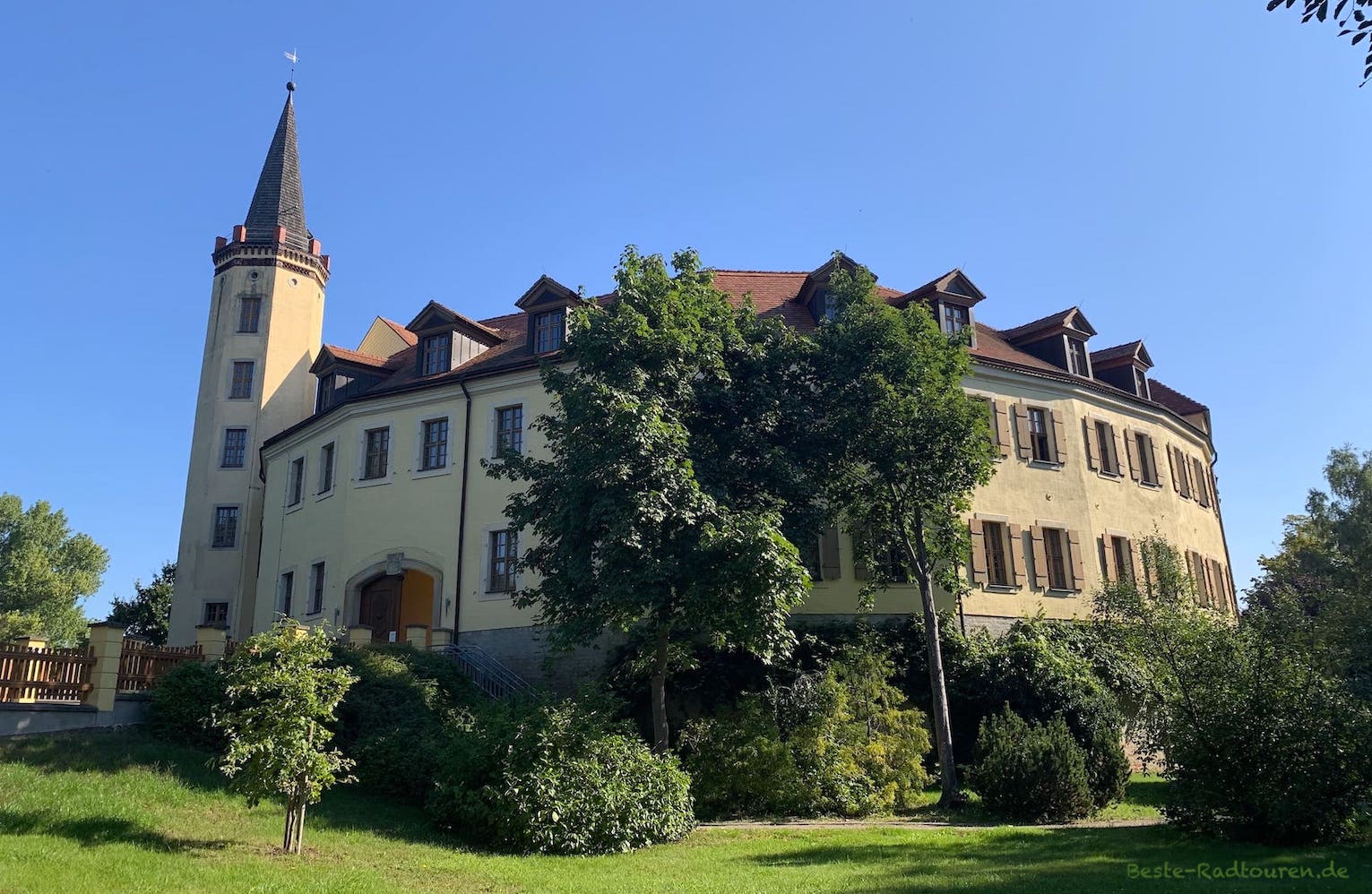 Schloss Jessen (Elster), Foto von der Seite