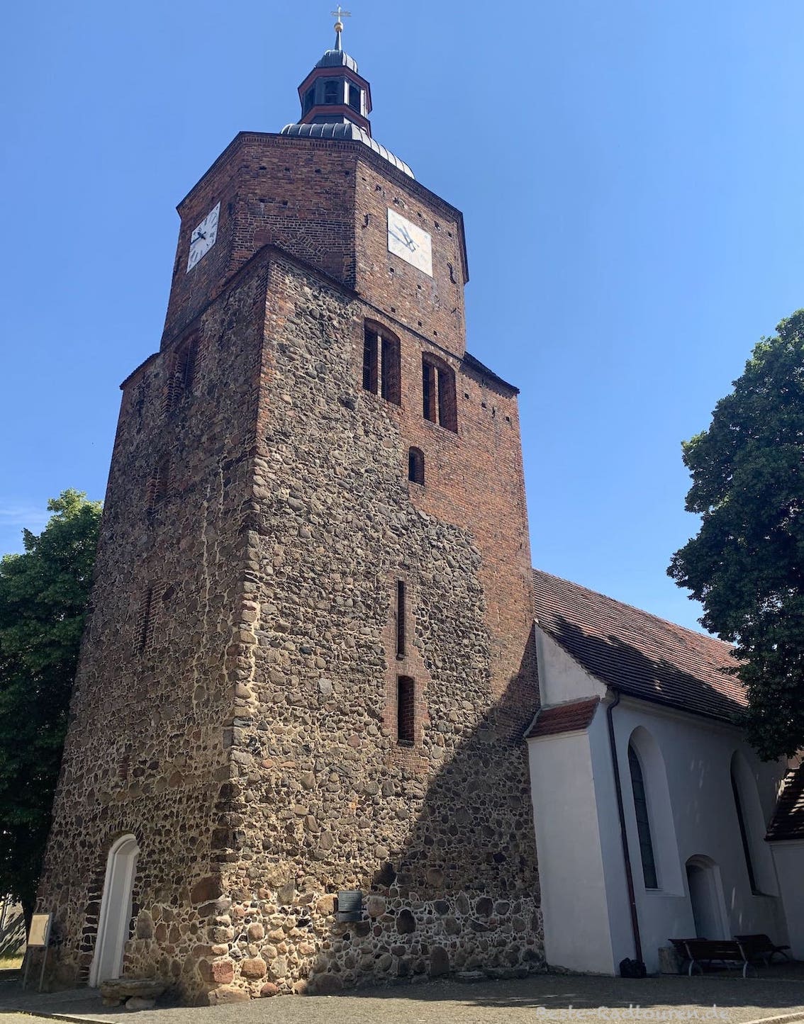 Die Wendisch-Deutsche Doppelkirche in Vetschau im Spreewald