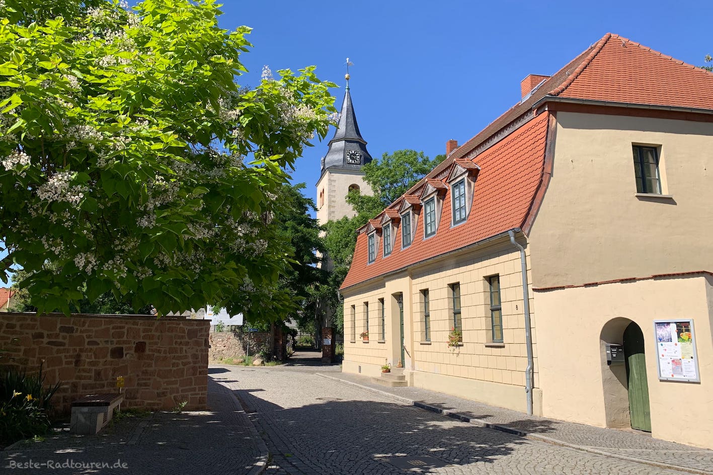 Barleben bei Magdeburg: Kirche St. Peter und Paul