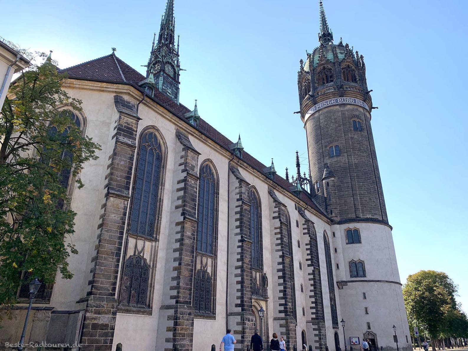 Schlosskirche Lutherstadt Wittenberg, Foto von der Seite