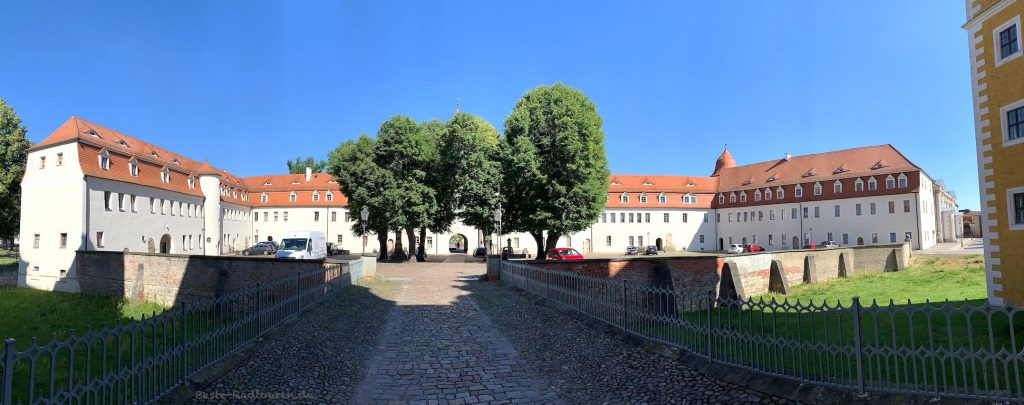 Schloss Annaburg Vorderschloss, Foto vom Südosten her