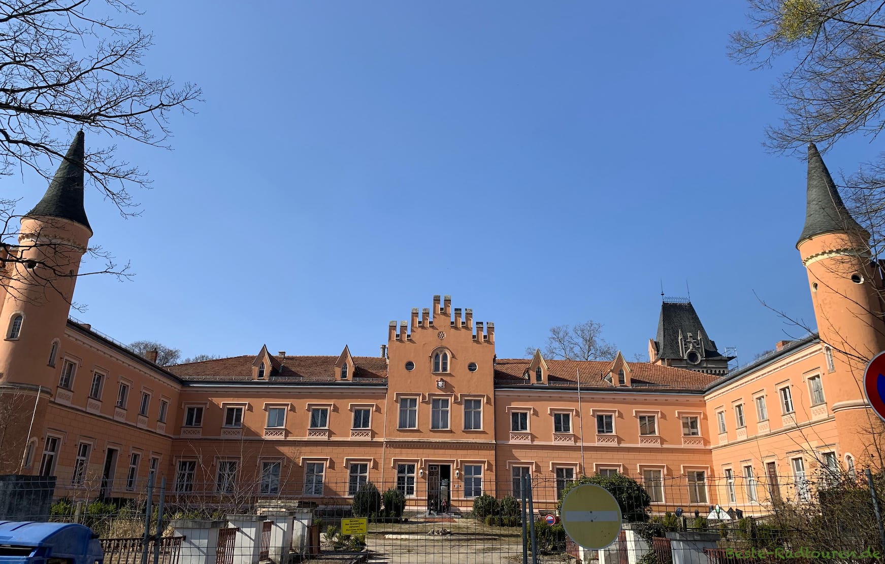 Vorderseite Schloss Gusow, Märkisch Oderland