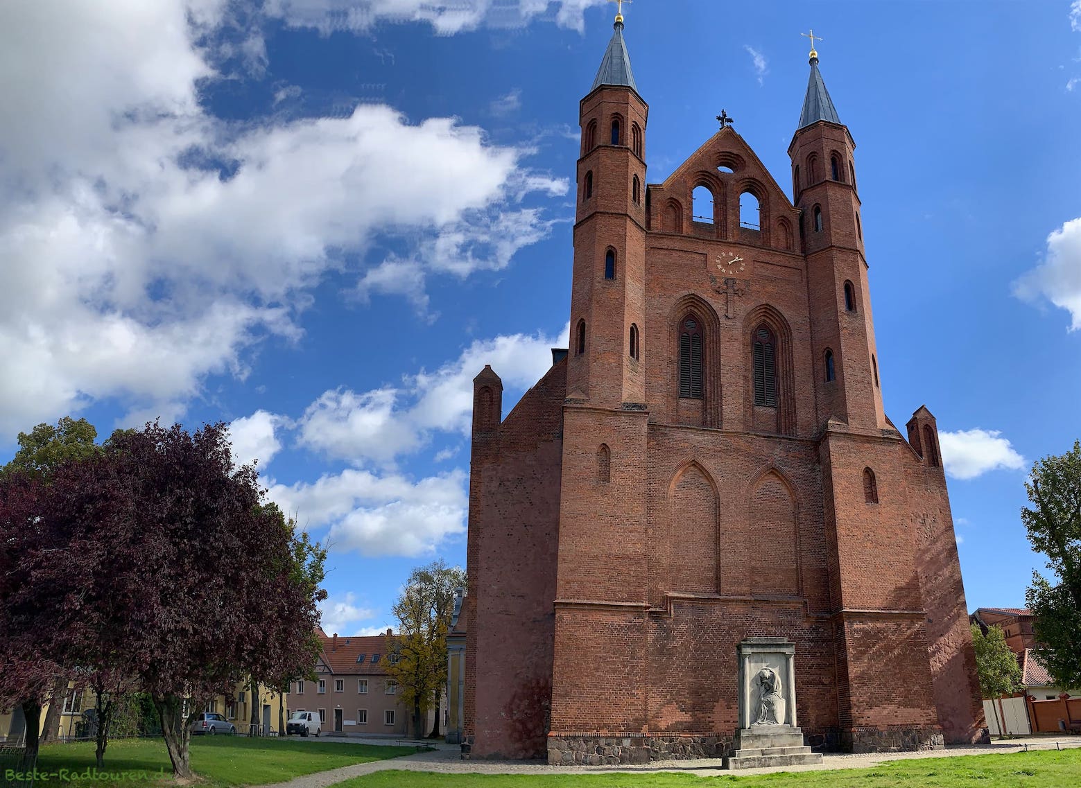 St.-Marienkirche Kyritz, Foto von vorn