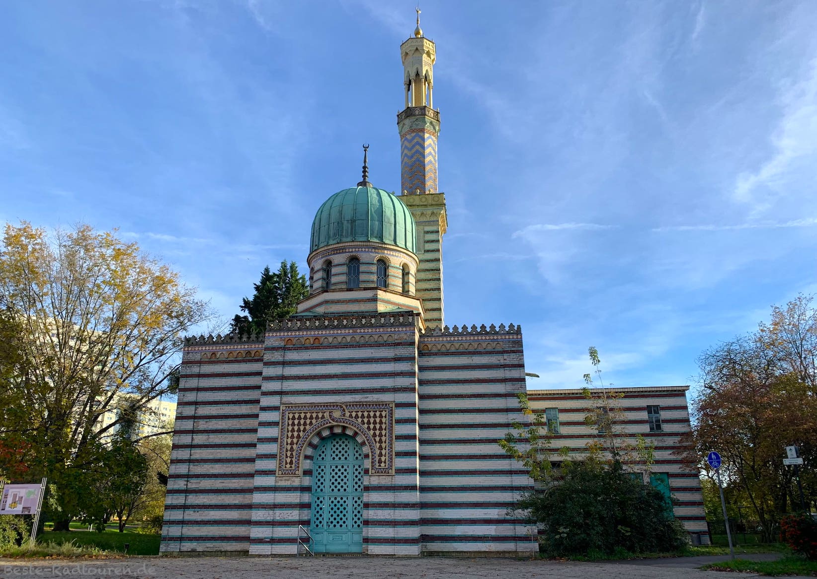 Dampfmaschinenhaus bzw. Pumpenhaus in Potsdam im Stil einer Moschee, Foto von vorn