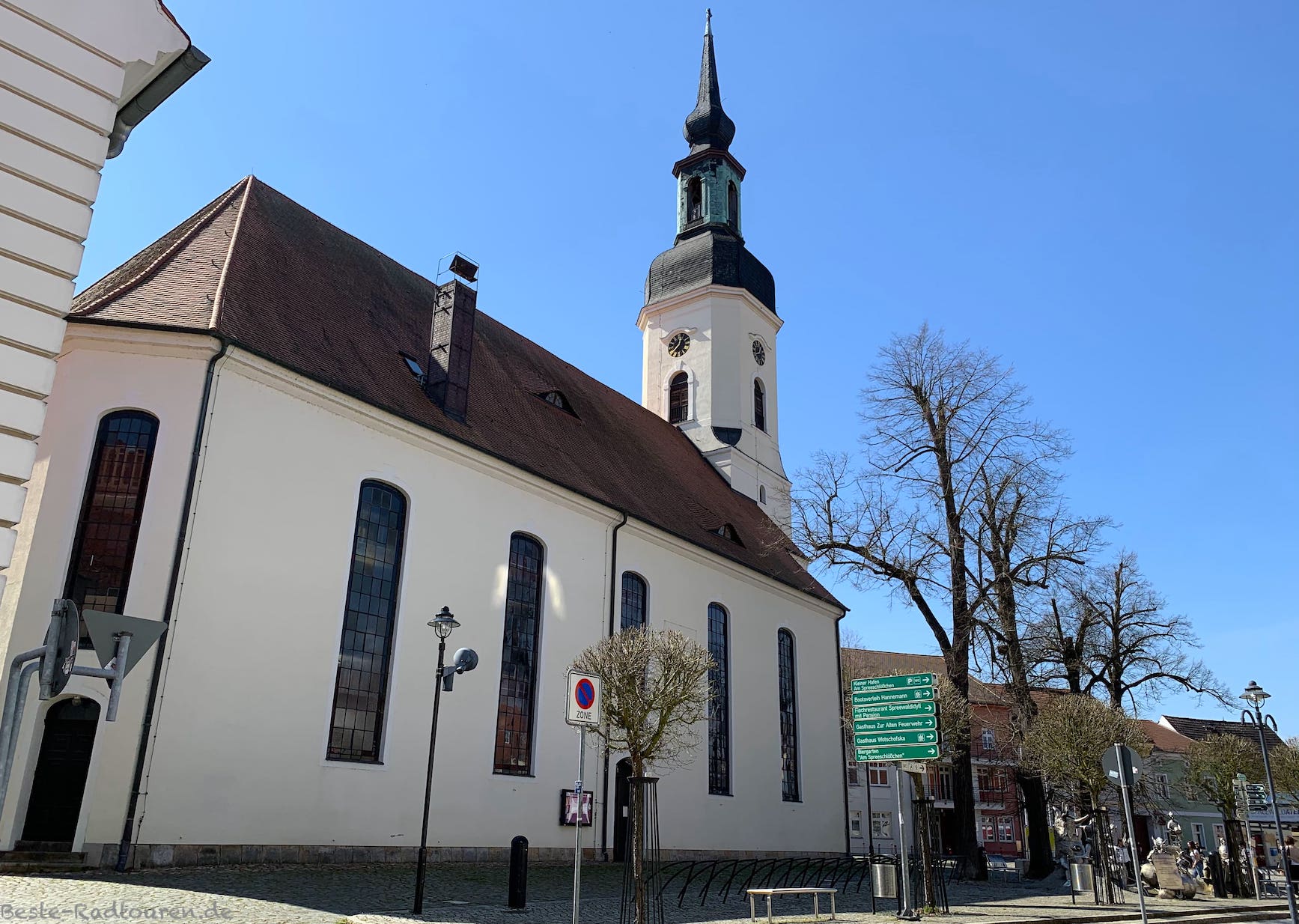 Foto vom Gurkenradweg aus: Lübbenau, Kirche St. Nikolai