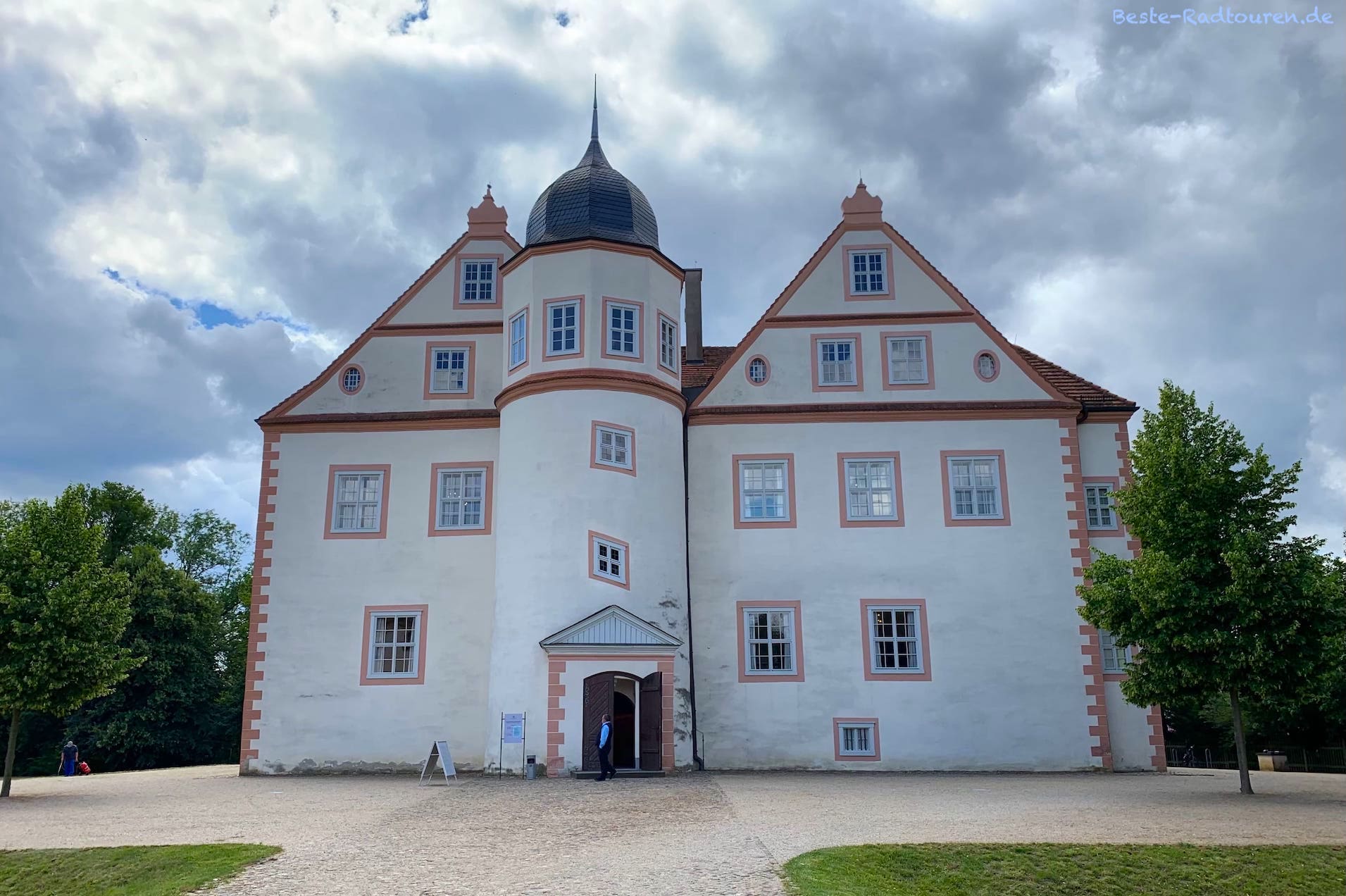 Schloss Königs Wusterhausen, Vorderseite (Foto von vorn)