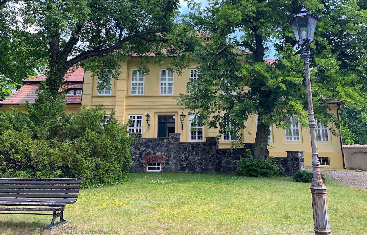 Gutshof Sauen Haupthaus, Begegnungsstätte - Foto vom Innenhof aus