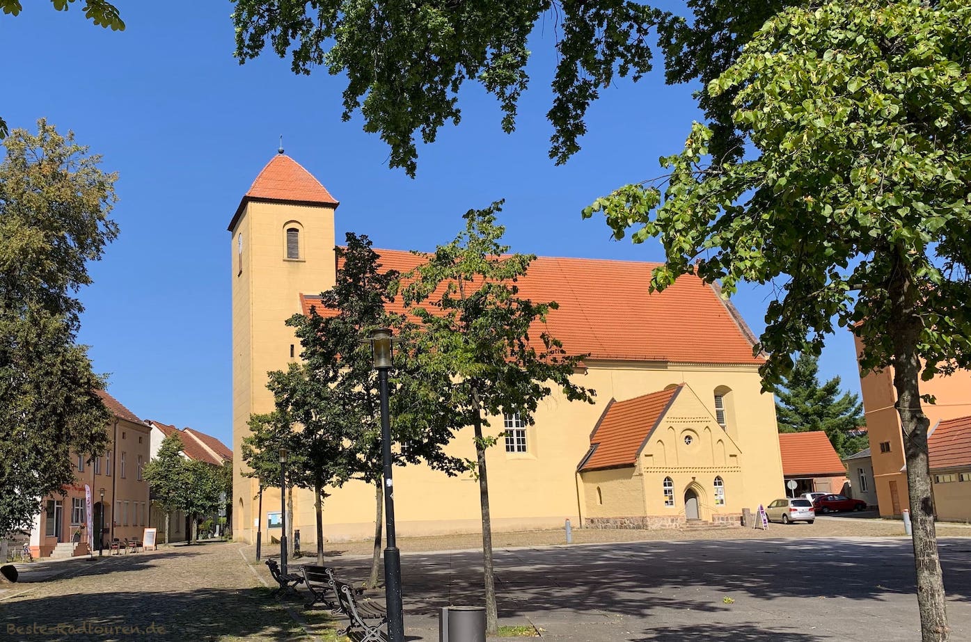Rheinsberg, Stadtkirche St. Laurentius, Foto vom Süden her