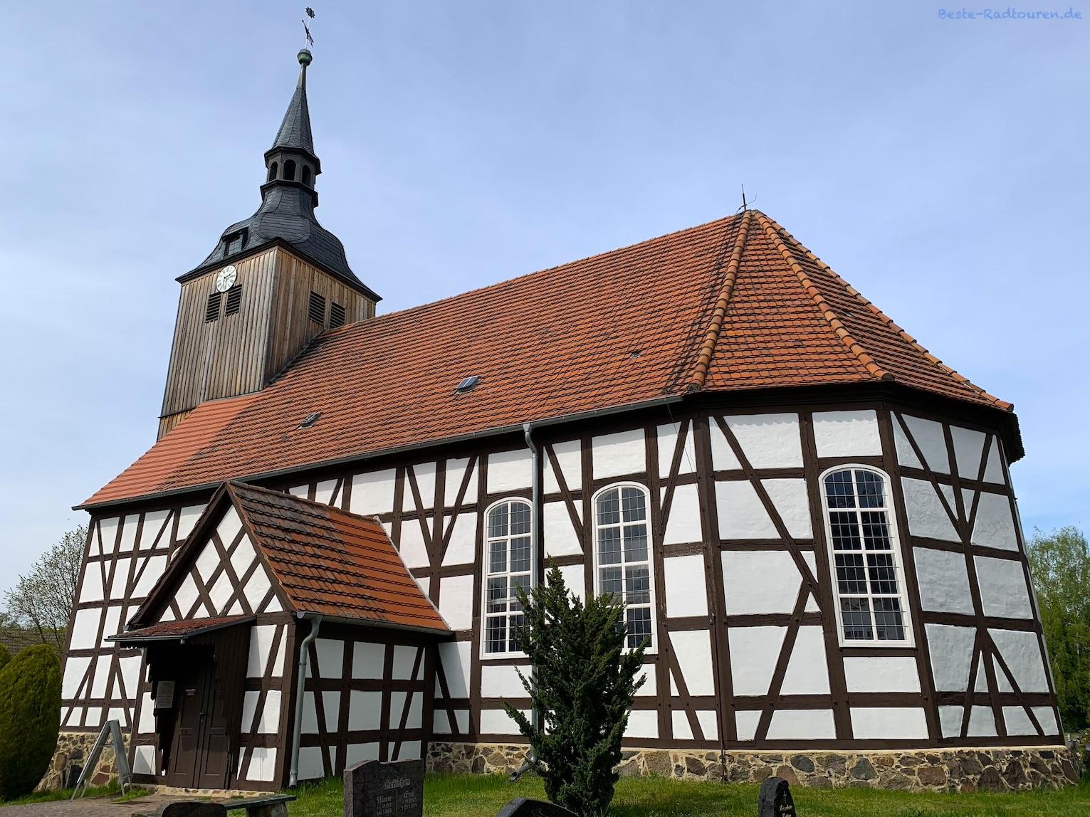 Foto vom Eingang aus: Kirche in Schlepzig (Spreewald)