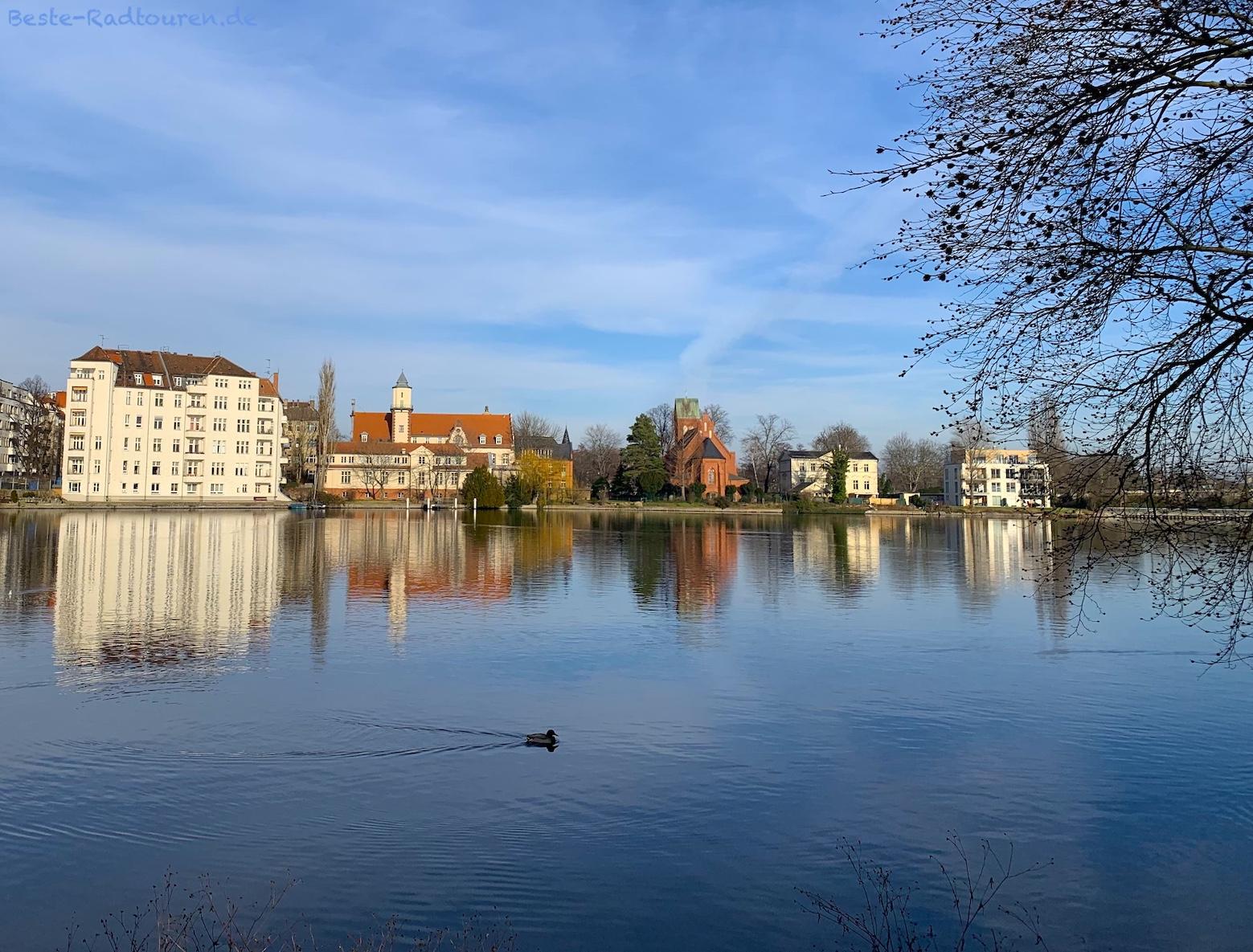 Foto vom Mentzelpark Köpenick aus: Spree-Dahme-Mündung
