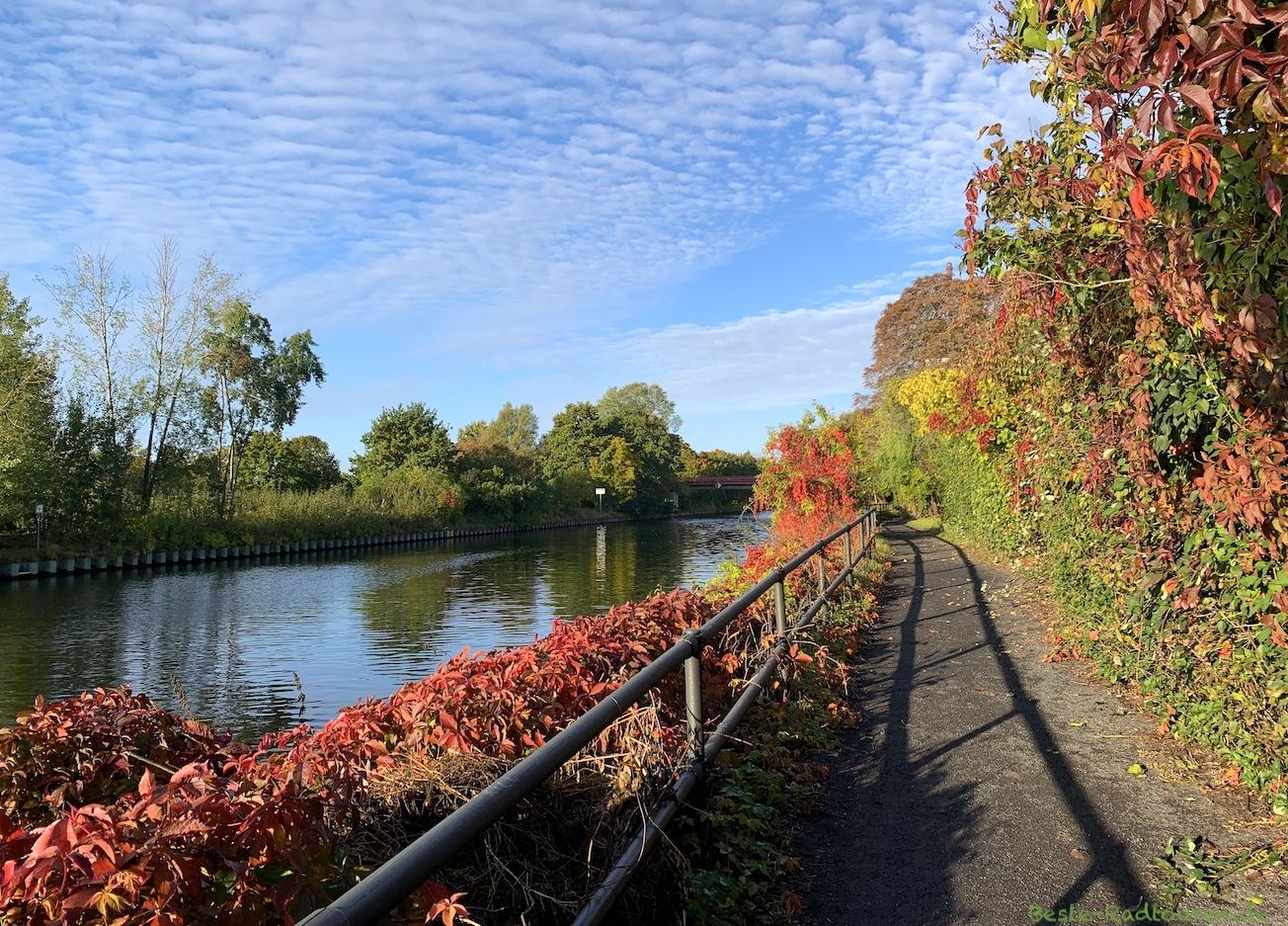 Britzer Verbindungskanal / Zweigkanal, Uferweg Berlin-Treptow, Baumschulenweg