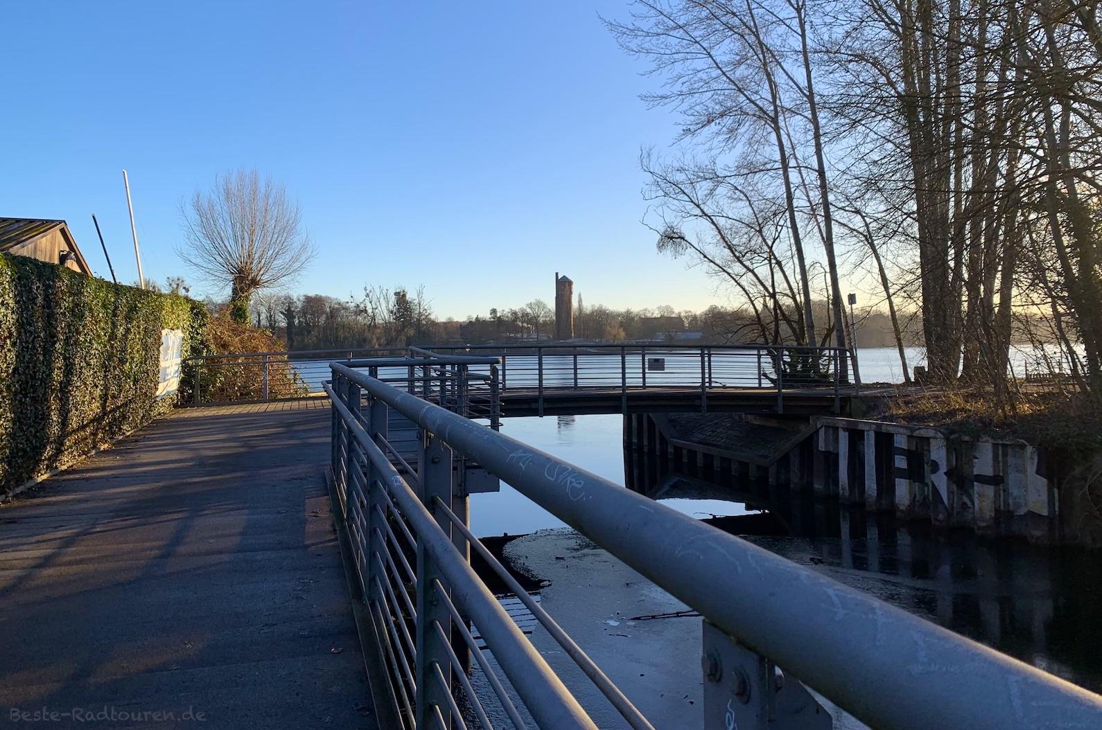 Fußgänger- und Radfahrersteg am Schafgraben und an der Havel Potsdam