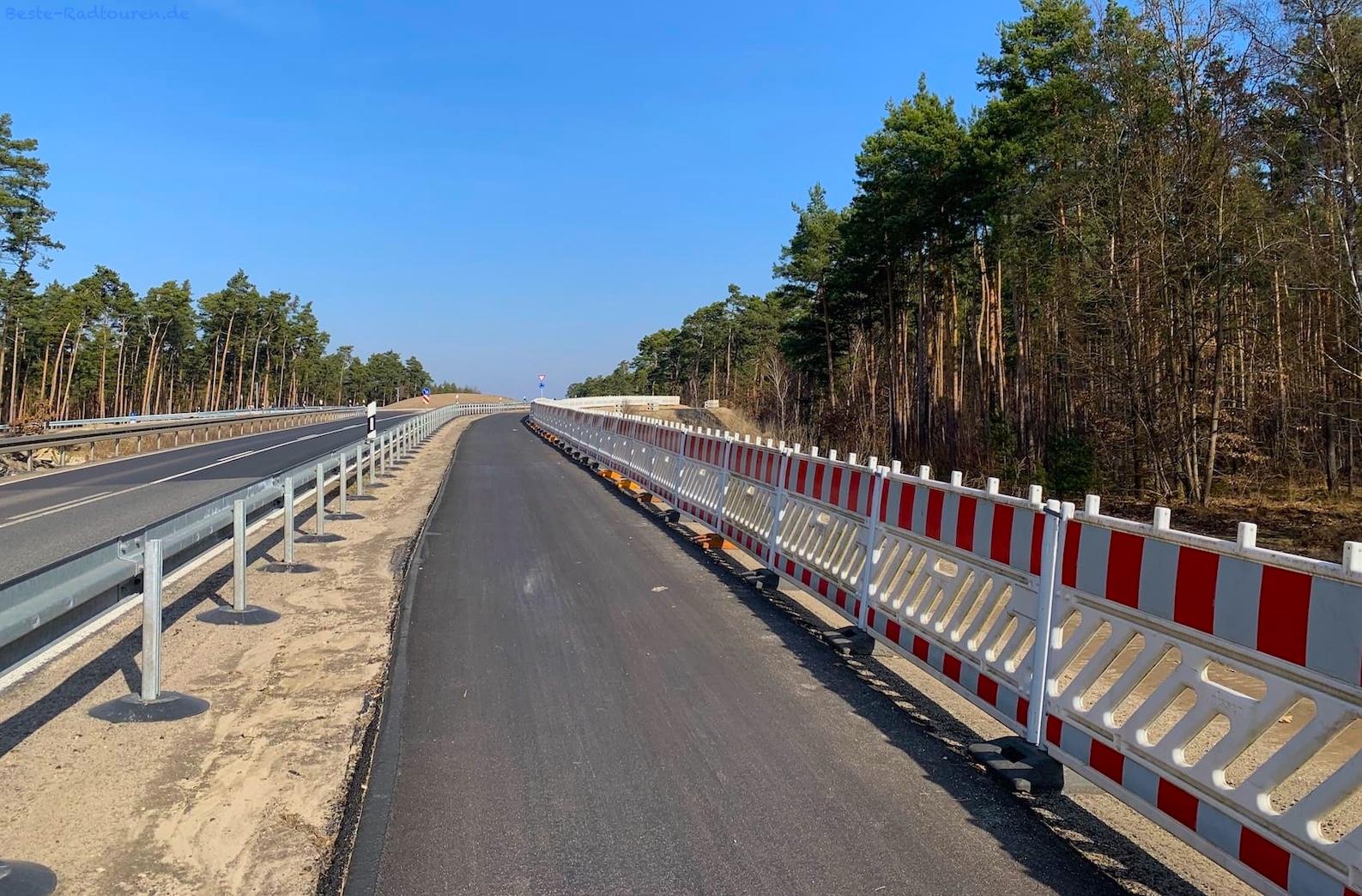 Neuer Radweg von Bohnsdorf (Berlin) nach Waltersdorf (Schönefeld)