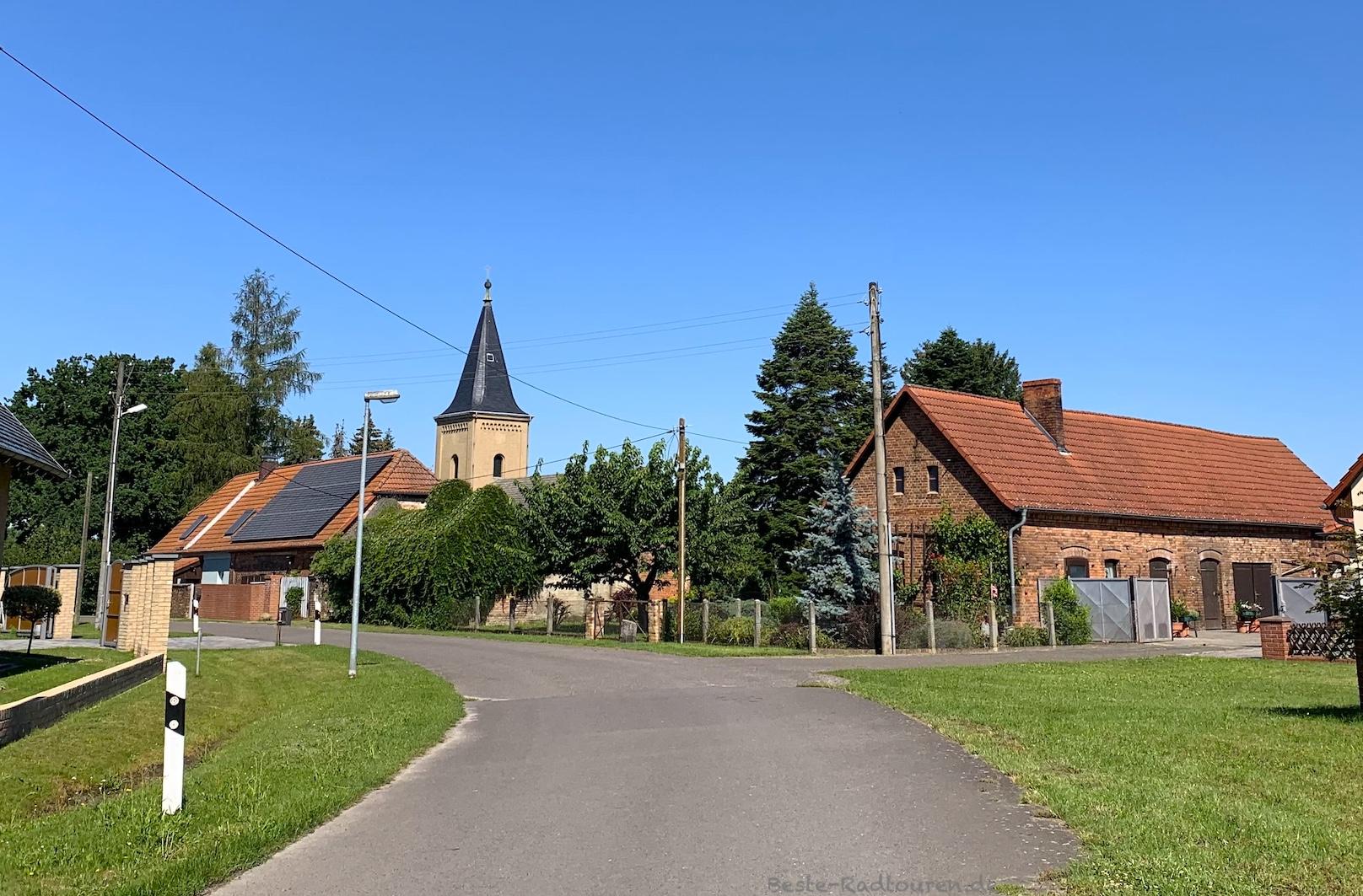Foto vom Radweg Niederlausitzer Kreisel und Bergbautour aus: Radwanderweg in Hindenberg