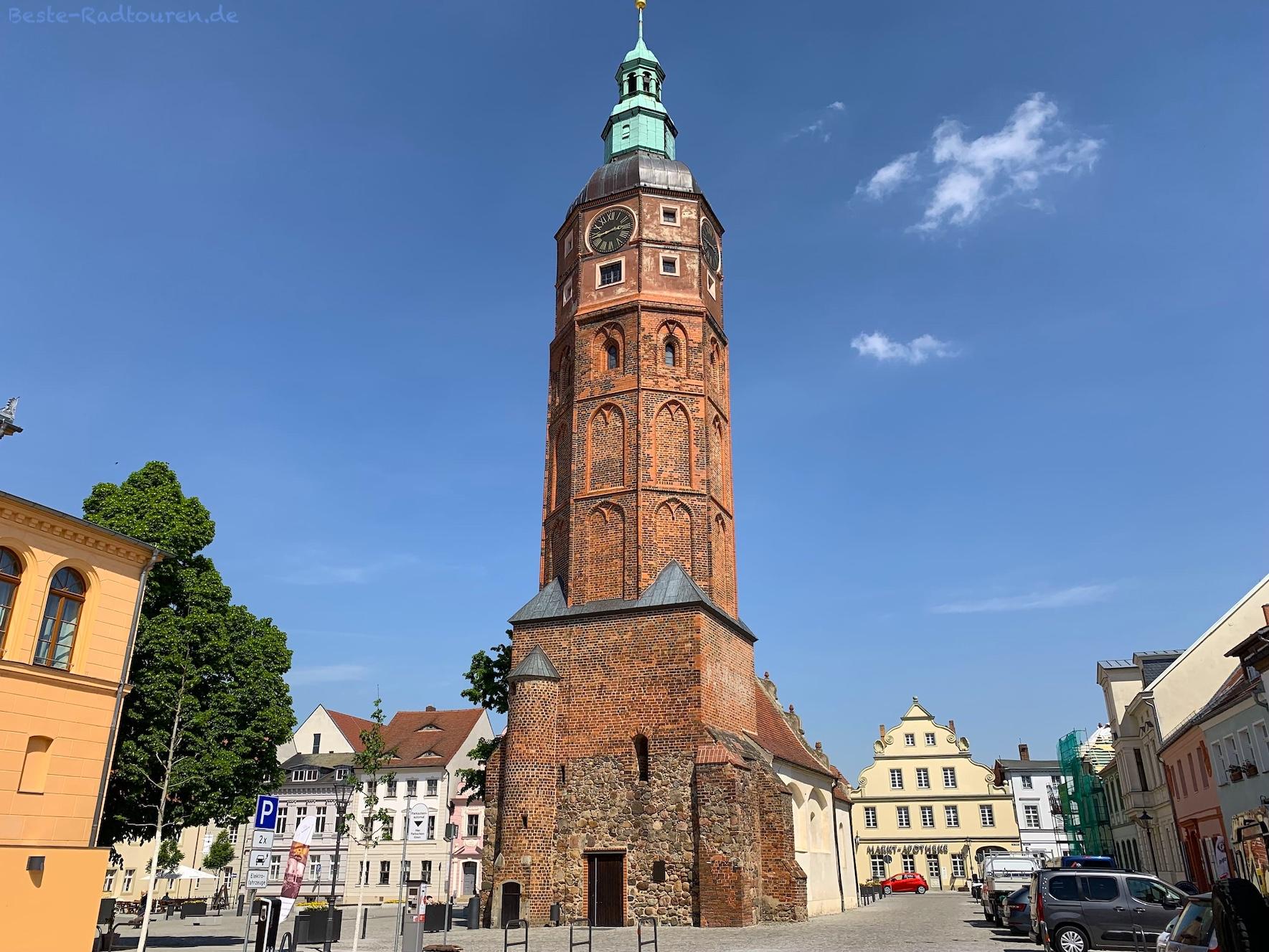 Foto vom Rathaus Luckau aus: Georgenkapelle, Hausmannsturm, Marktplatz