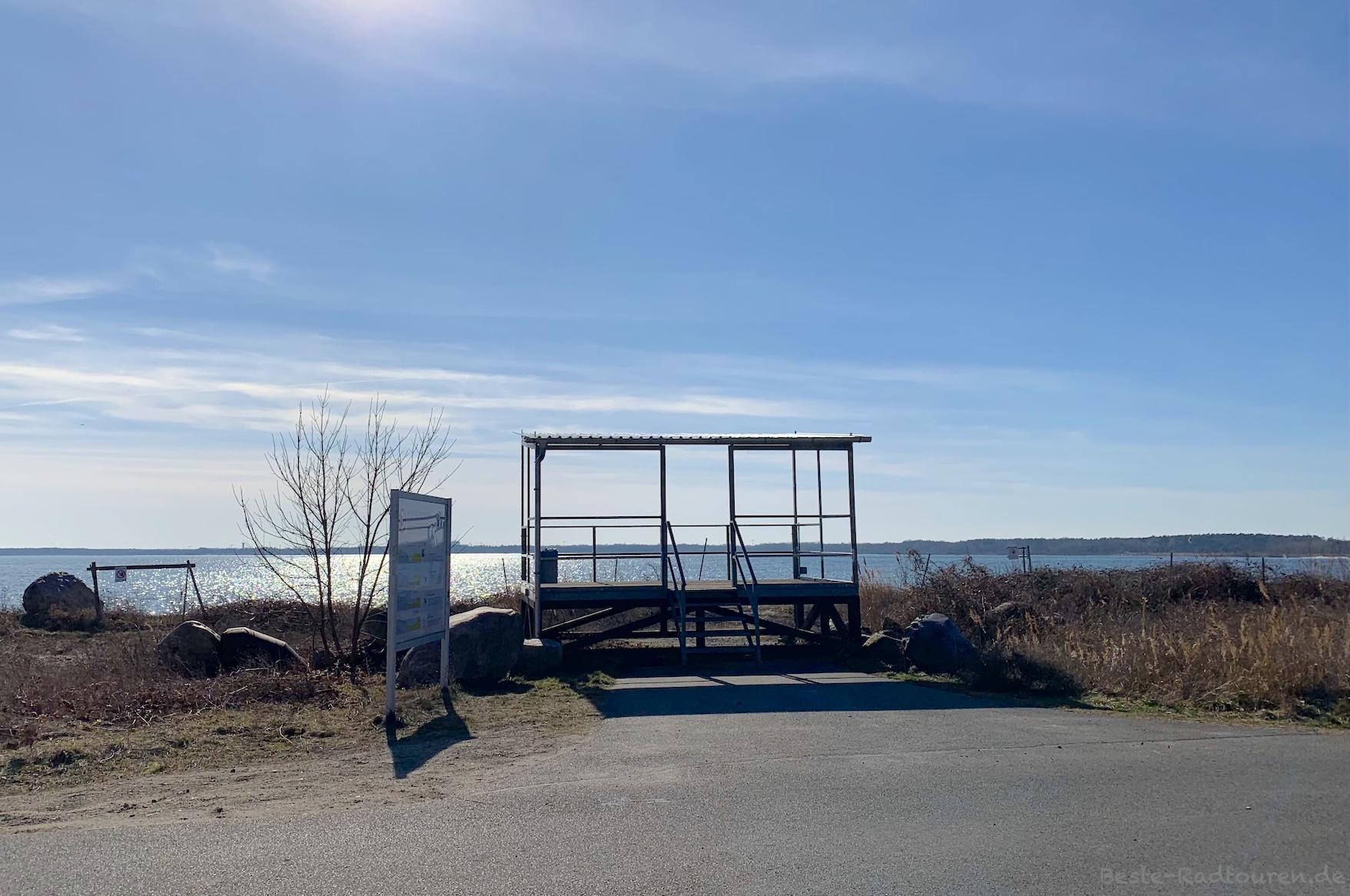 Foto von der Tour Brandenburg, vom Spreeradweg und Fürst-Pückler-Radweg aus: Aussichtspunkt, diesmal an der Nordseite vom Cottbuser Ostsee